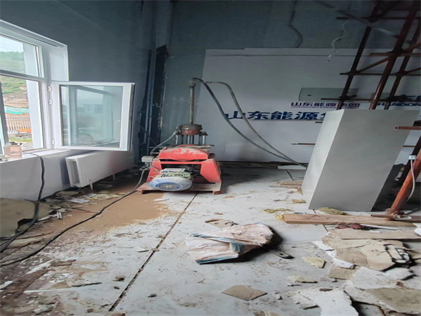 遂平地基基础下沉墙体裂缝加固注浆顶升施工